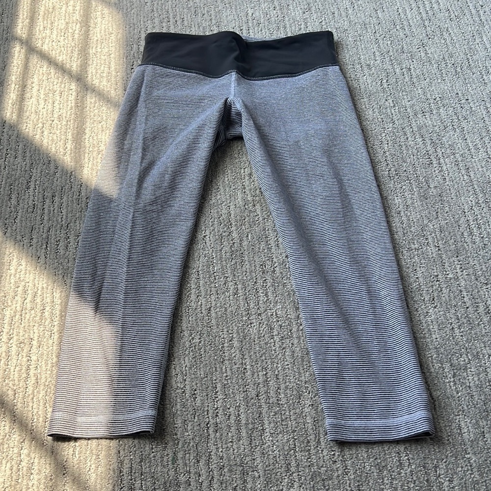 Cropped lulu leggings